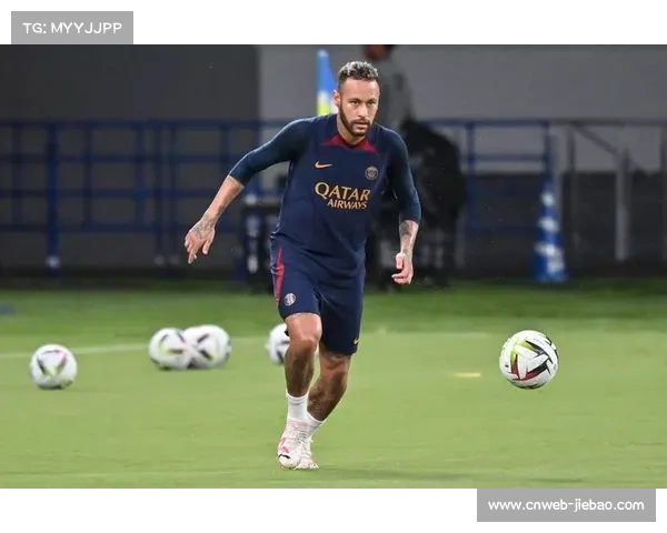 利雅得新月官方宣布签约里昂门将马修帕图耶 双方合同期限两年