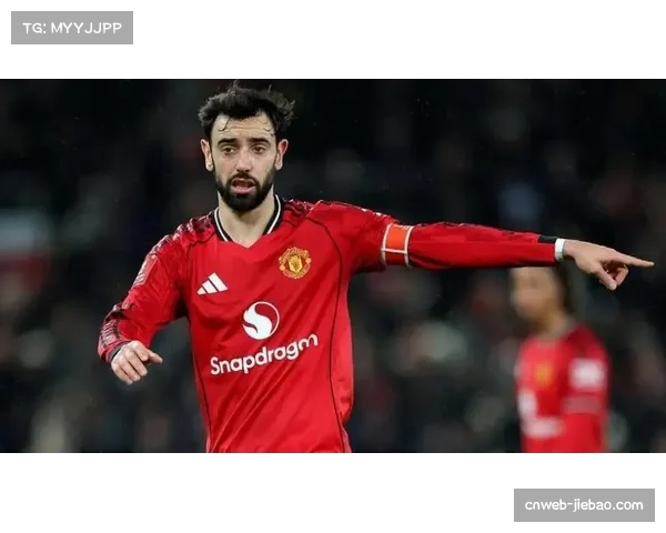 人物专访:伤愈复出的曼联队长B费谈球队重建与个人目标 人物专访:伤愈复出的曼联队长B费谈球队重建与个人目标